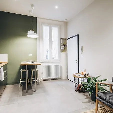 Feliz Apartment